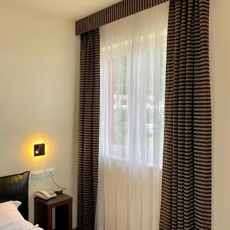 Ξενοδοχείο Campagnola 3*