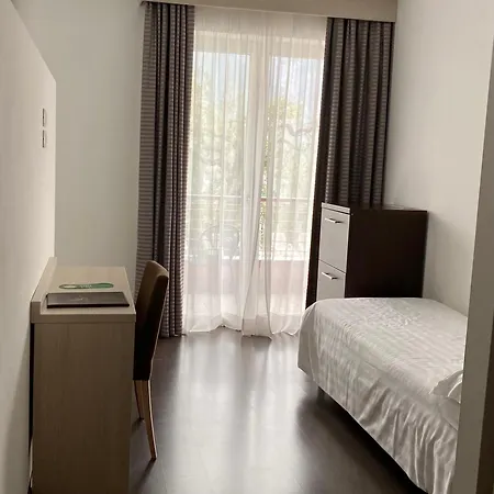 Отель Campagnola 3*