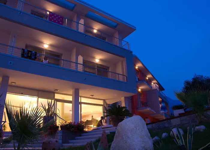 Campagnola 3* Malcesine