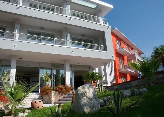 Campagnola 3* Malcesine